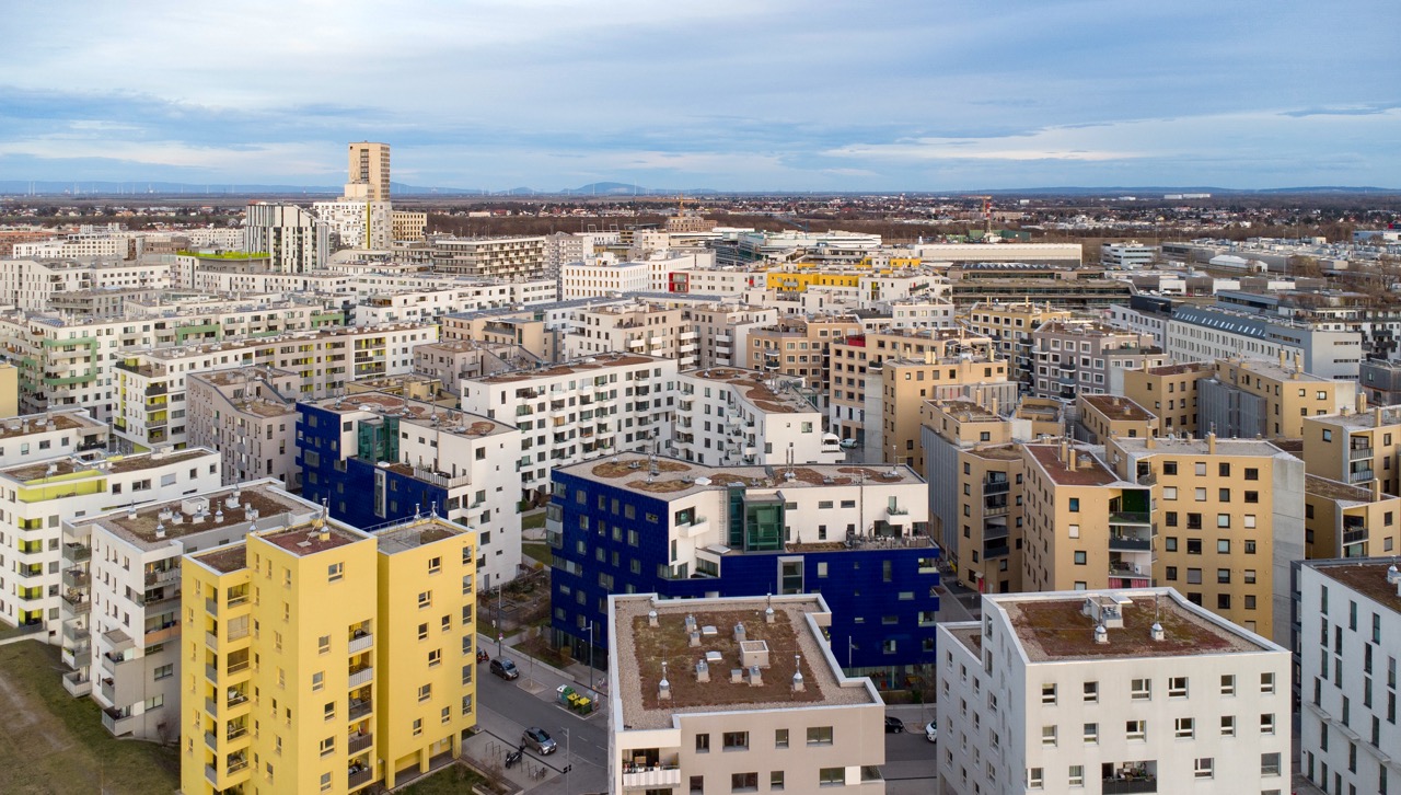 Siedlungsentwicklung_cGerdGoetzenbrucker Luftaufnahme über ein Stadtentwicklungsgebiet in Wien.